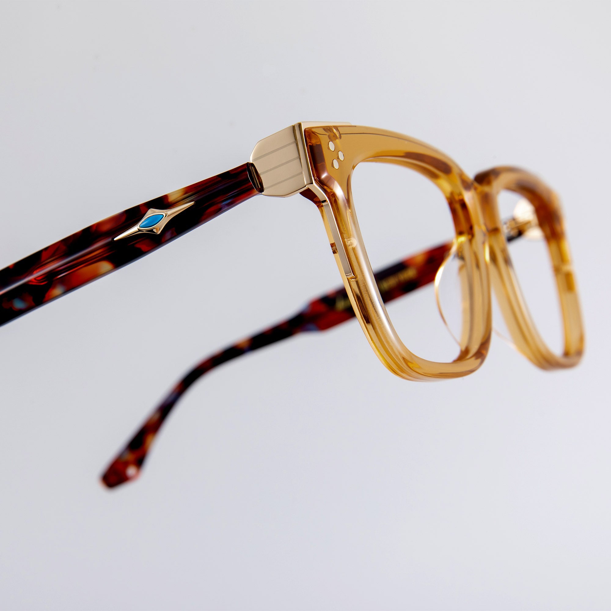 Donahugh-eyeglasses-tortoise