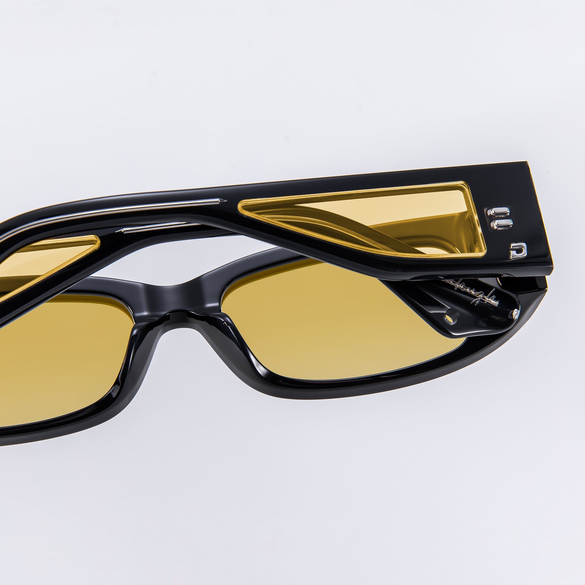Donahugh-sunglasses-blackyellow
